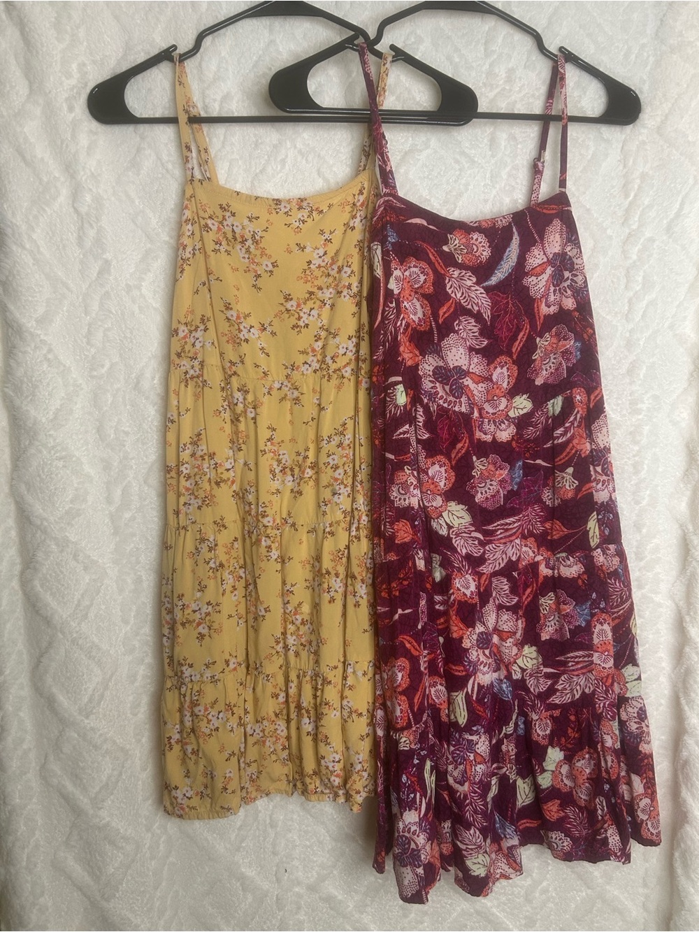 2 Old Navy Women’s Floral Spaghetti-Strap Sundresses